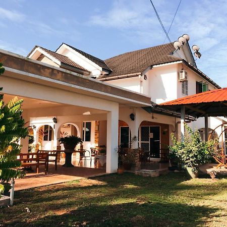 Sura Inn Dungun Extérieur photo